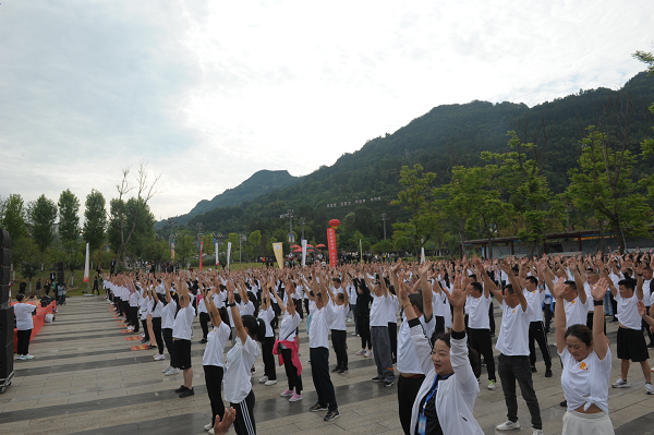 1683798717100089268.png 图片2.png